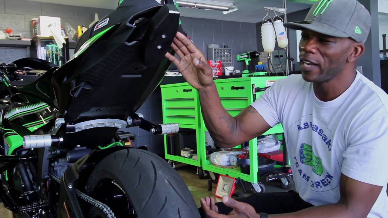Jason Britton 2016 Kawasaki ZX6R Stunt Build