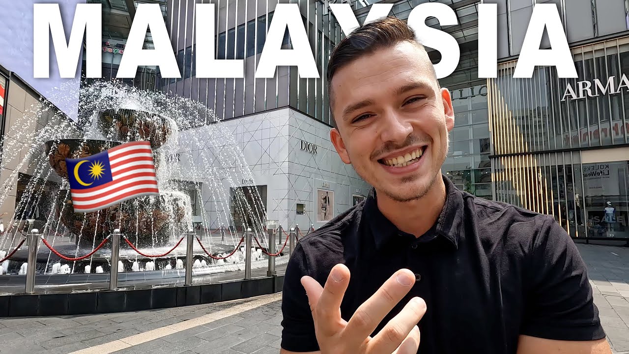 Can't believe This is Kuala Lumpur! $150 Luxury Hotel Tour Malaysia (Traders KLCC)