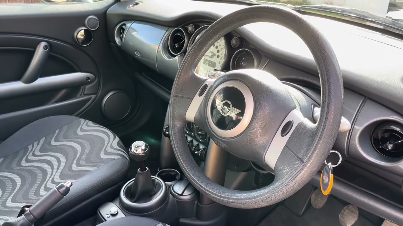 For Sale &bull; 2003 Mini One &bull; Only 40067 mile &bull; Amazing condition