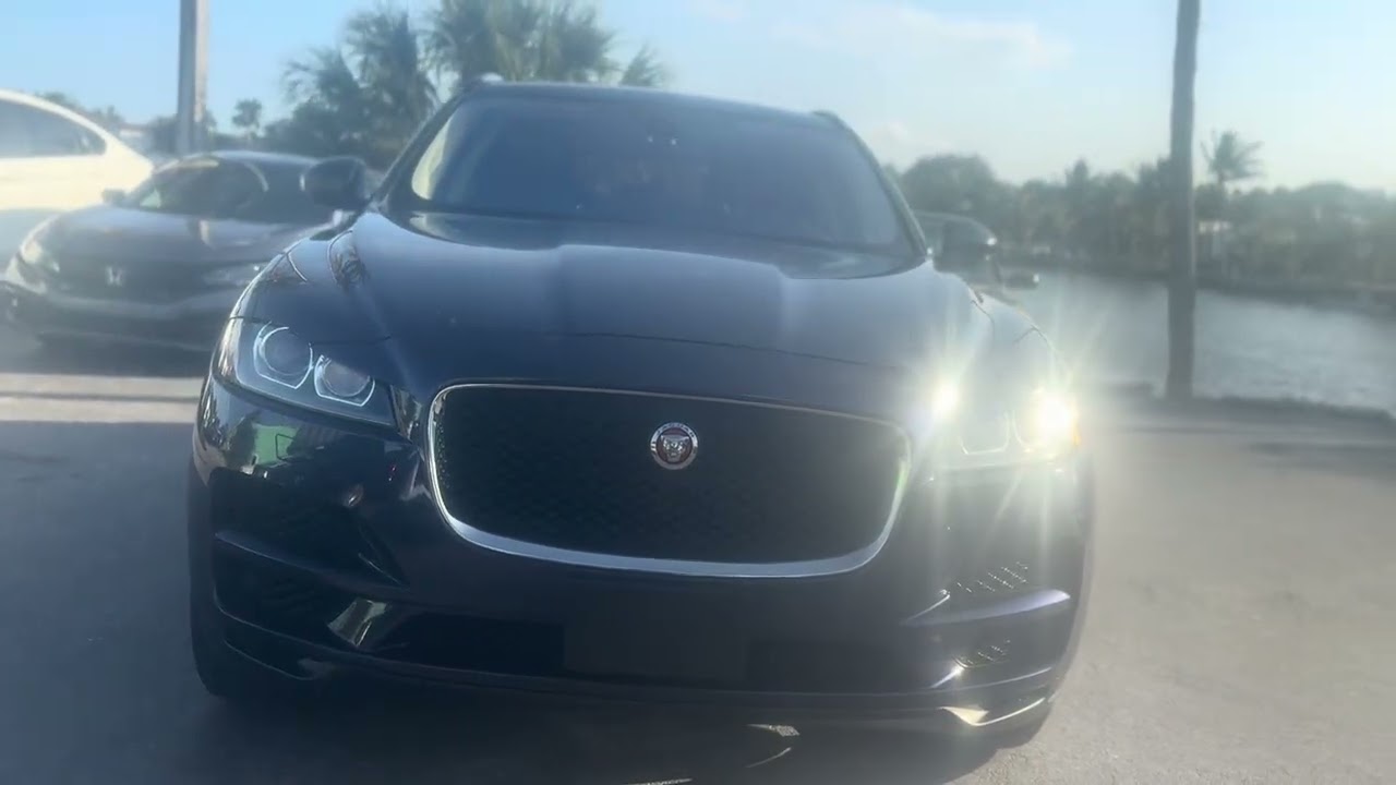 2018 Jaguar F-PACE 25t Premium