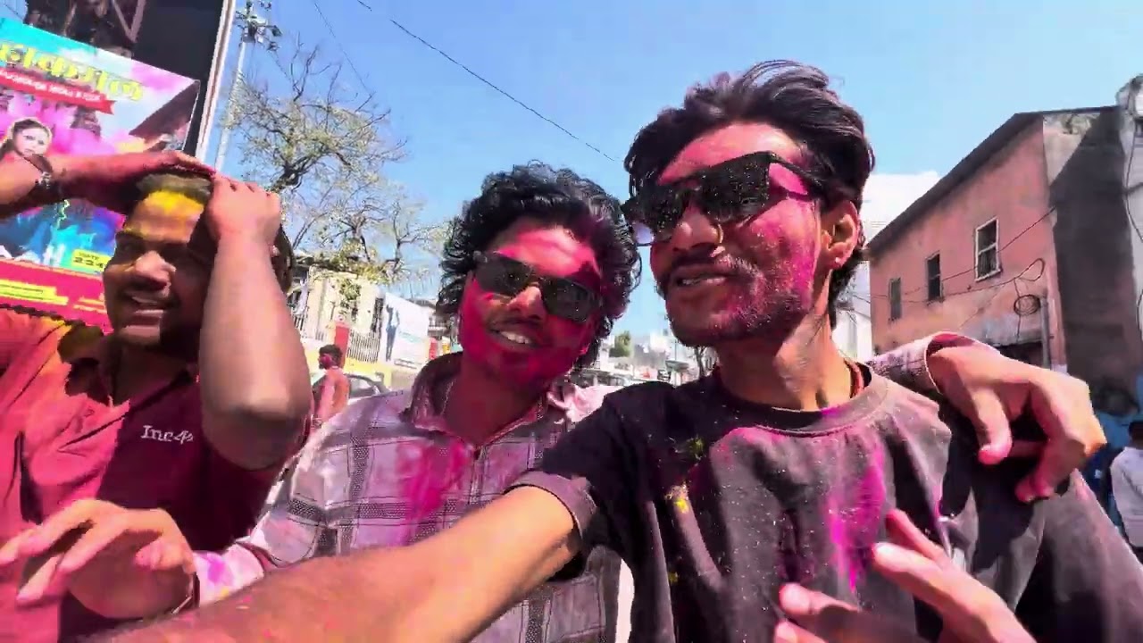 Injoy holi with friends 😂😂#fun #pushkar #holi #best #holi #ajmer #pushkar 