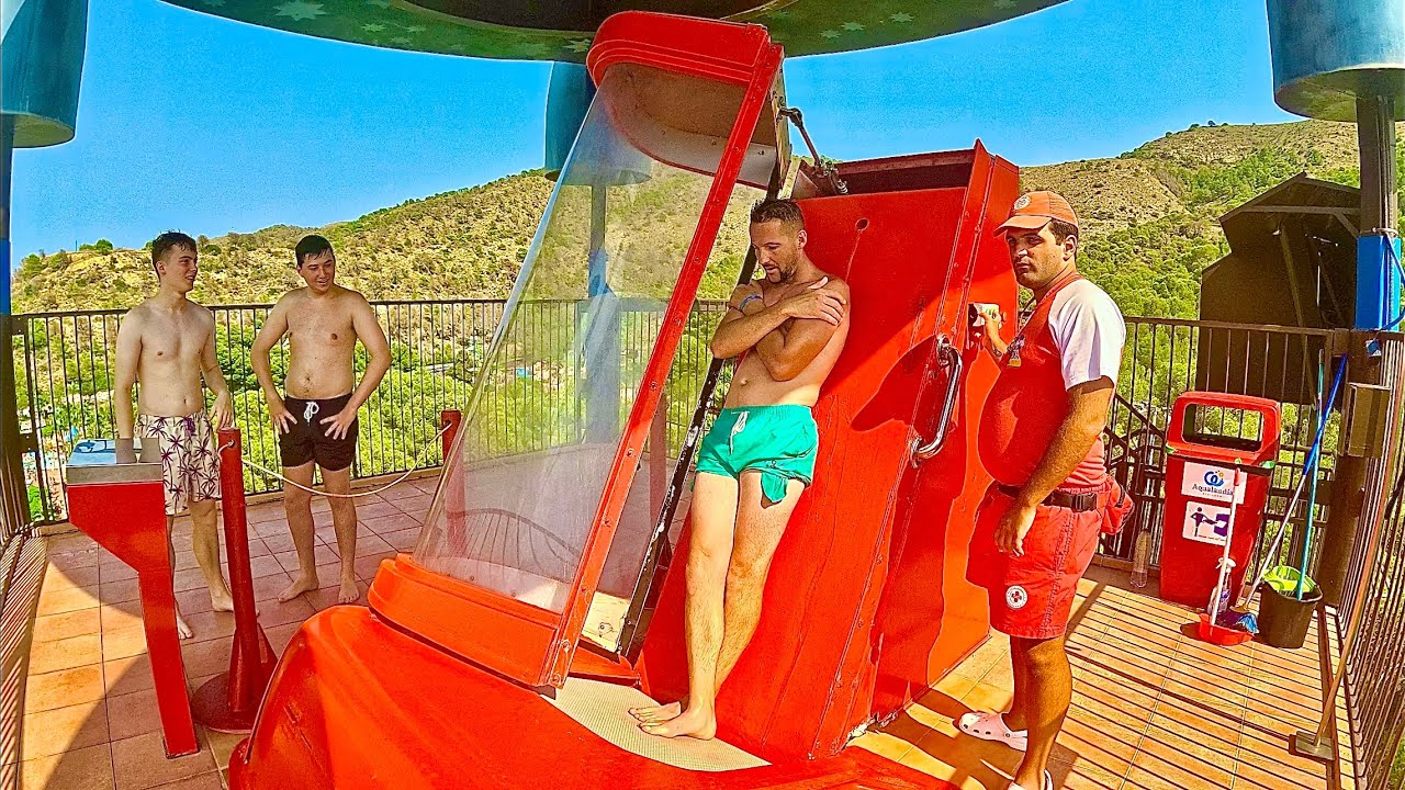 Verti-Go Rojo Water Slide at Aqualandia Benidorm 