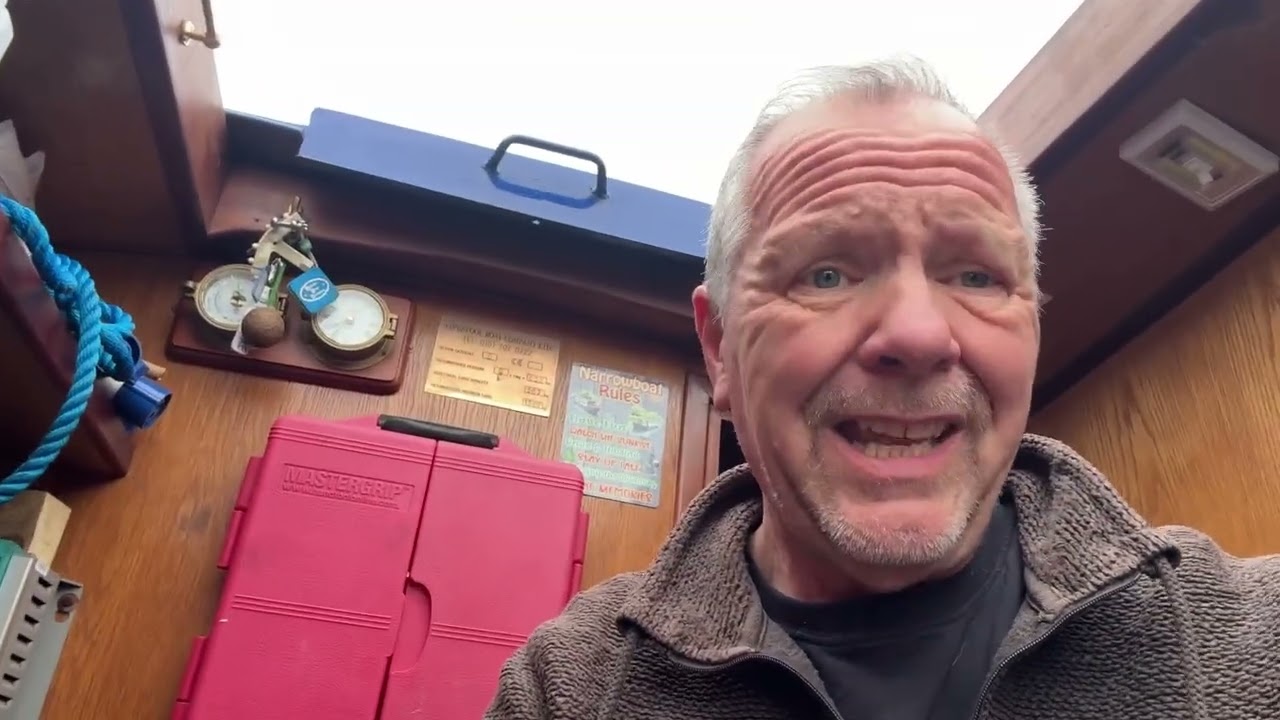 NEW BILGE PUMP NEEDED !!!!!!!!🤔on my narrow boat. 