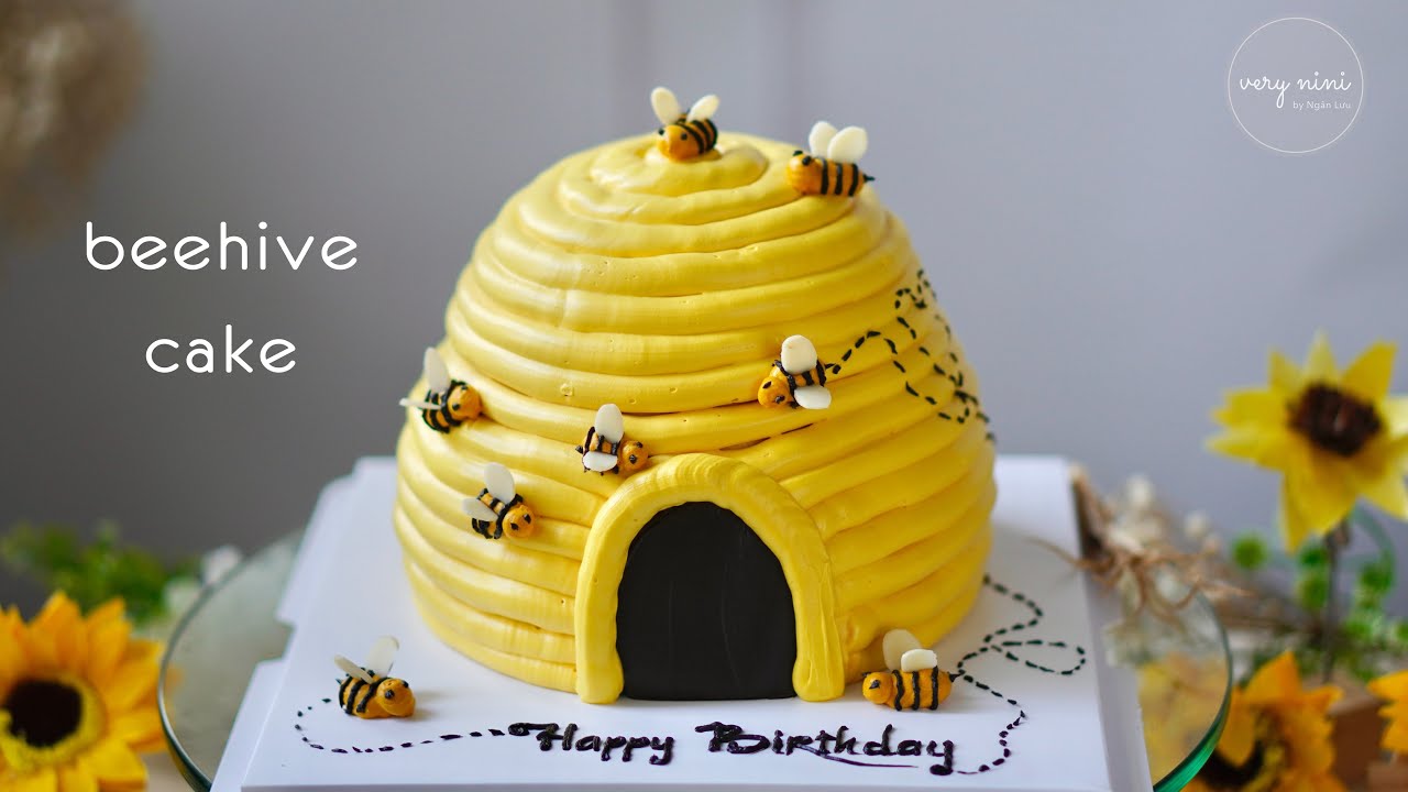 Beehive Cake 🐝 | Bánh kem tổ ong | Bee Cake Decorating Tutorials | Very Nini