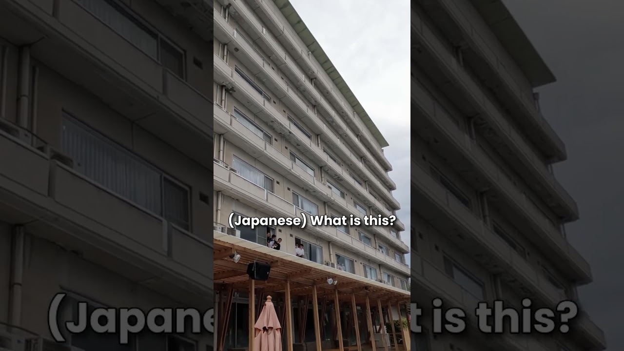 Japanese Students Confess Love for Foreign Teacher