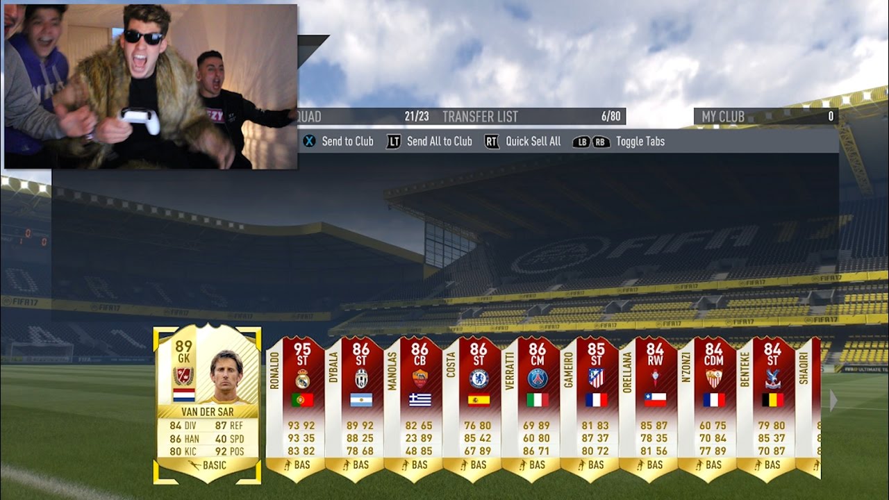 FIFA 17 - ST RONALDO & LEGEND IN A PACK!! 😱🔥 44 RED FUT CHAMPIONS MONTHLY REWARDS!!