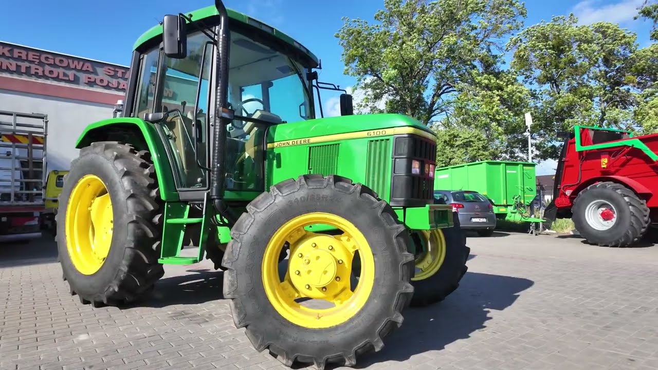 John Deere 6100