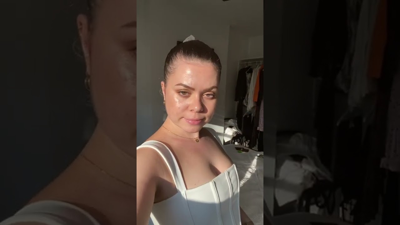 When the sunshine hits💫 #shorts #sunshine #glowingskin #makeuplook #nyc #newyorkcity #norwegian