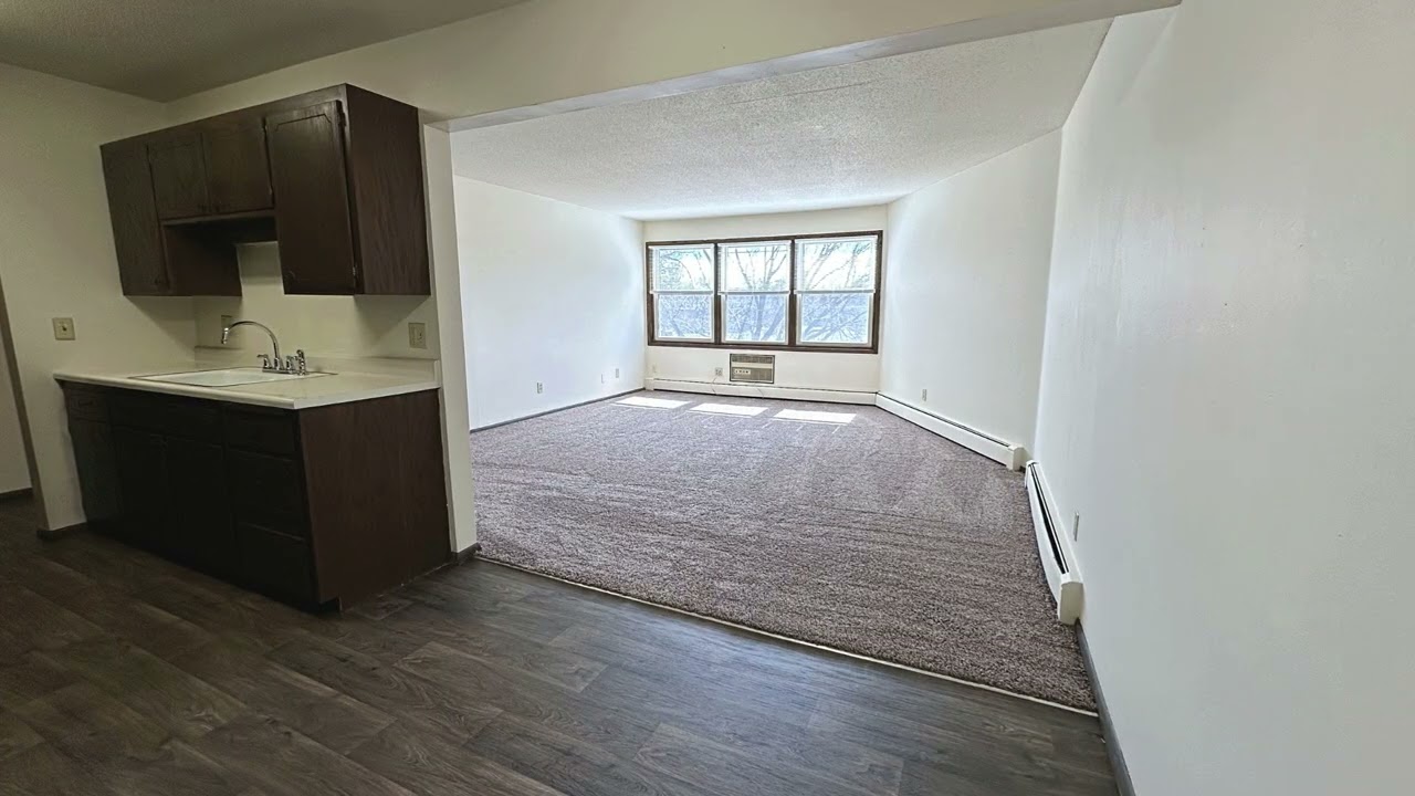 Southgate Apartments One Bedroom Tour