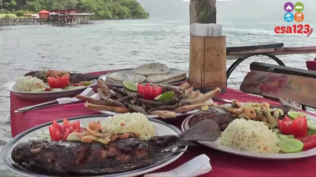 Tour por el Lago de Coatepeque en El Salvador, Centroamérica.