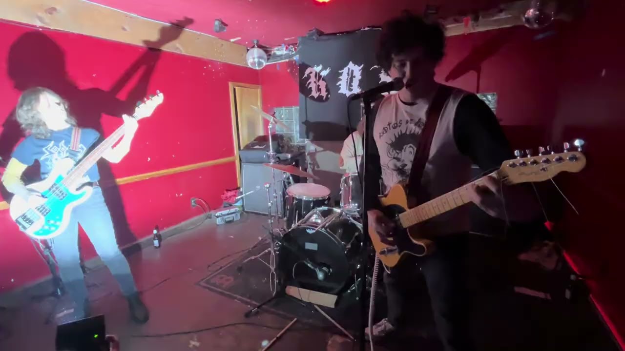 EARLY GRAVE (First Show) at FOTO CLUB 12/31/2024