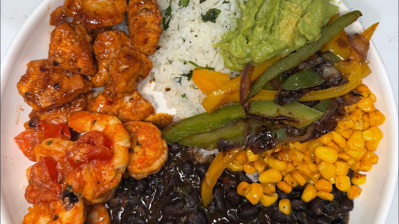 Homemade Chipotle bowl #Chipotlebowl #homecook #cooking #foodie 