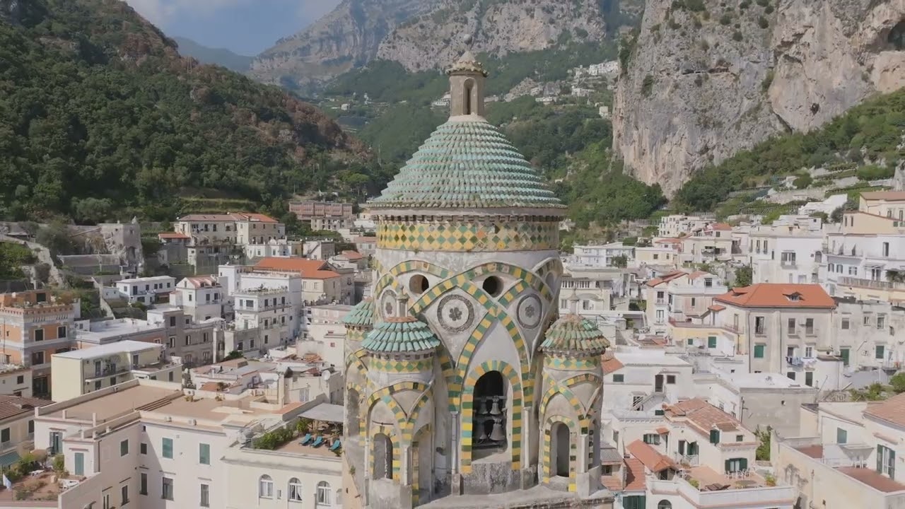 🌅🍋 Amalfi w Spokoju: Magiczne Widoki Wybrzeża 🌊🌿 – Muzyka Delikatna, Relaksująca i Płynąca 🎶✨