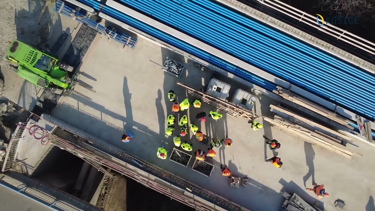 Moderniz&aacute;cia električkovej trate Nad jazerom je už v druhom polčase