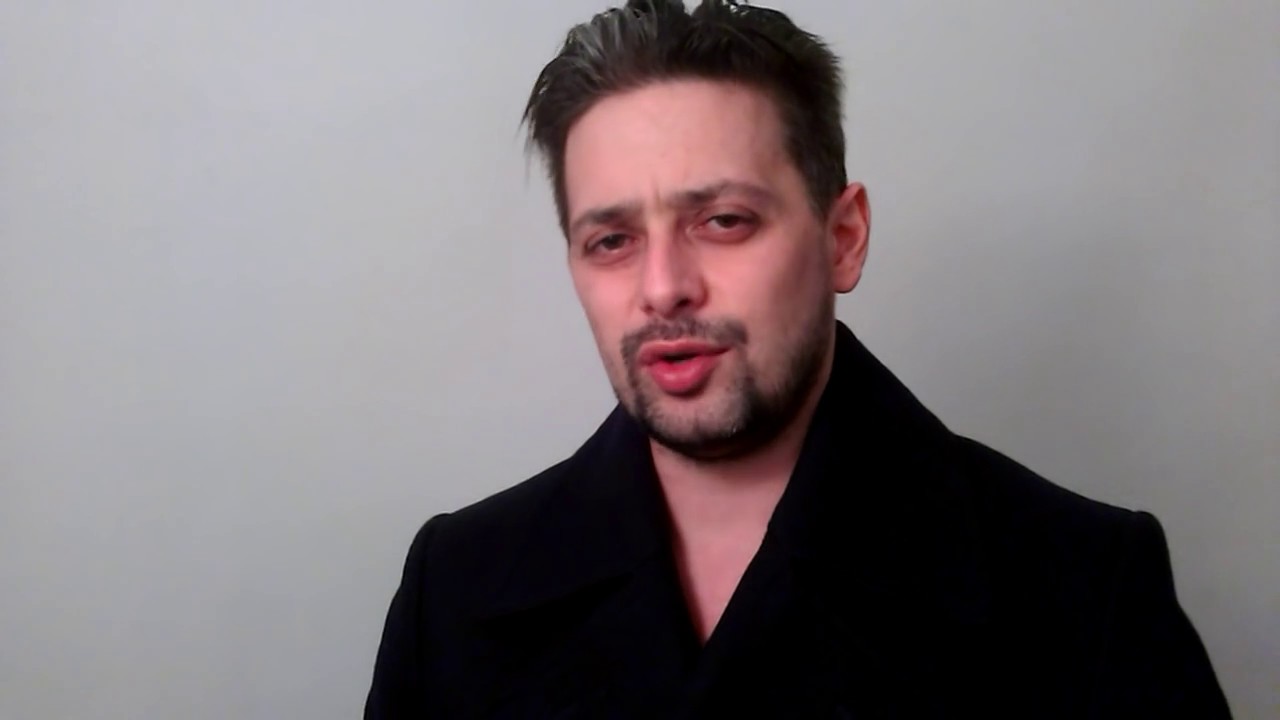 ► Come Sedurre una Persona con Linguaggio Ipnotico Persuasivo (ipnosi conversazionale vigile)