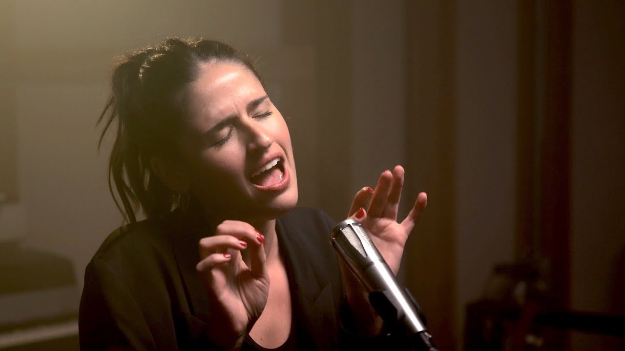 love on the brain | rihanna | acoustic cover ft. rozzi | stories