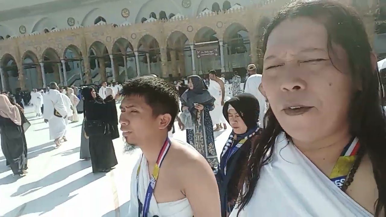 UmrohBadal tawaf Mengelilingi Ka'bah Baitullah KhususUntuk Al-Marhumah IbuTercinta serta Tawaf&sa'i 