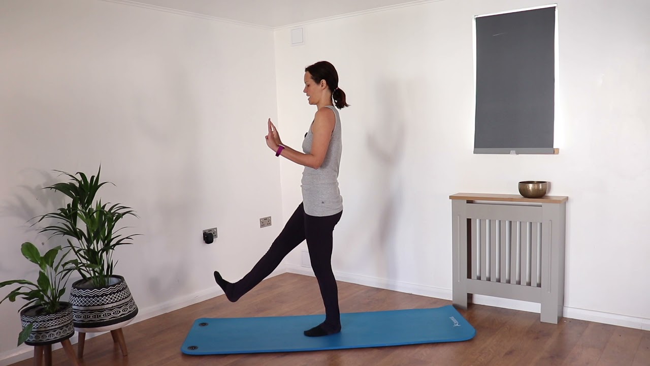 Beginners Pilates weights and brain training 15 mins  Sandhya ❤️