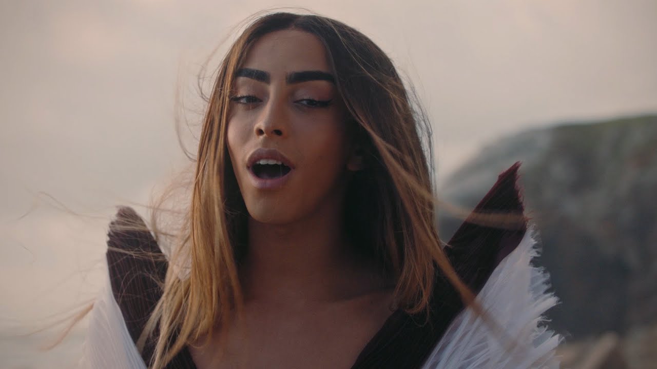 Bilal Hassani - Tom (Official Music Video)