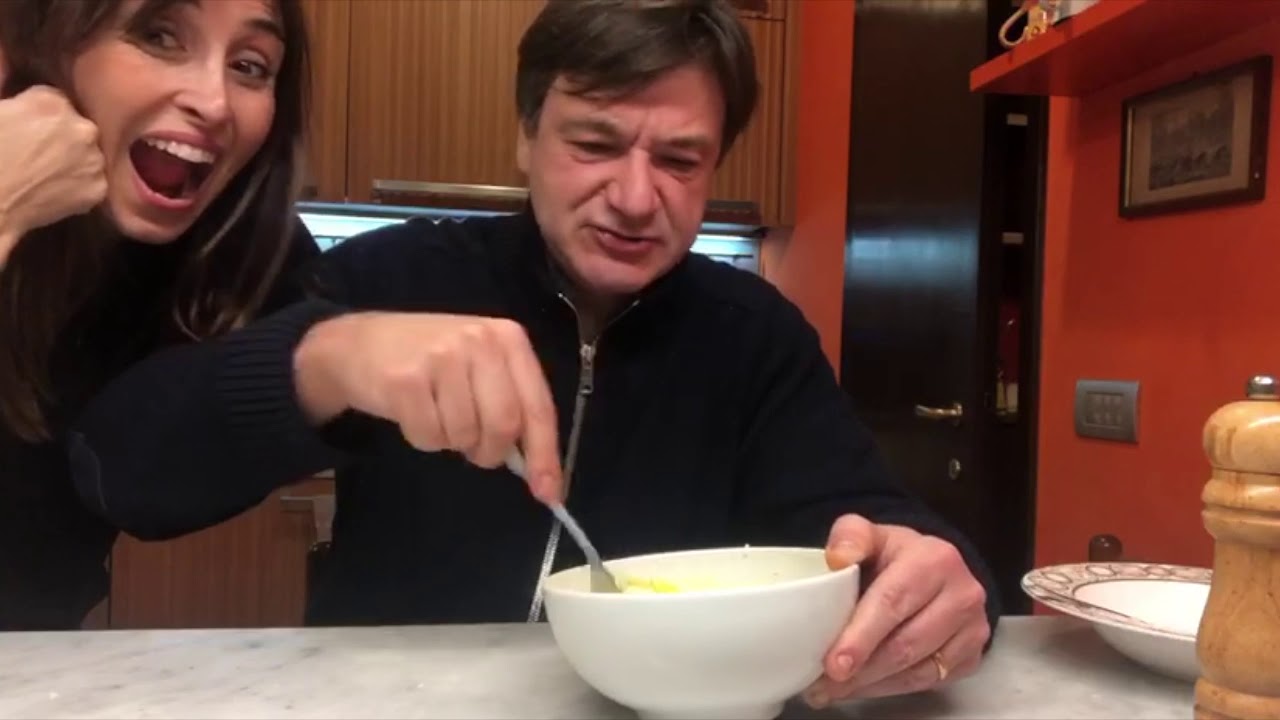 Carbonara in famiglia (e disastro incluso!) - A casa da Benedetta | Benedetta Parodi