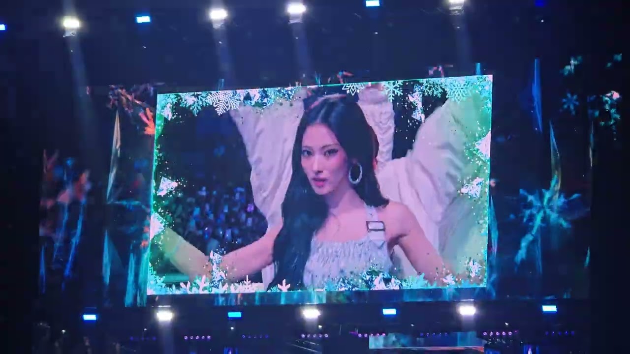 251206 MEOVV 表演  2025 Asia Artist Awards IN KAOHSIUNG
