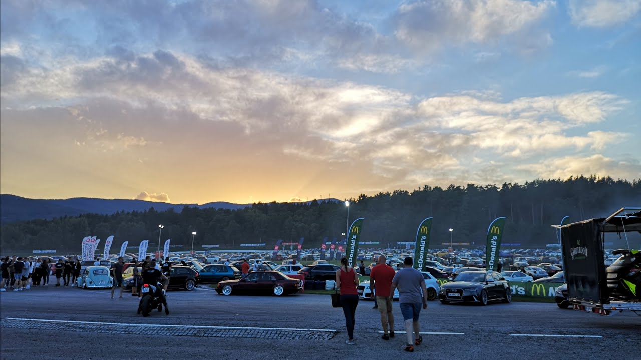 ••low scty•• Carnight 2021 | walking around