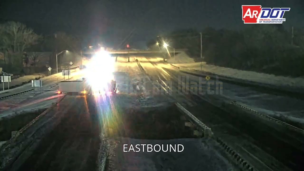 Arkansas: Tractor Trailer Jackknifes On Black Ice & Is Hit By Another Tractor Trailer 
