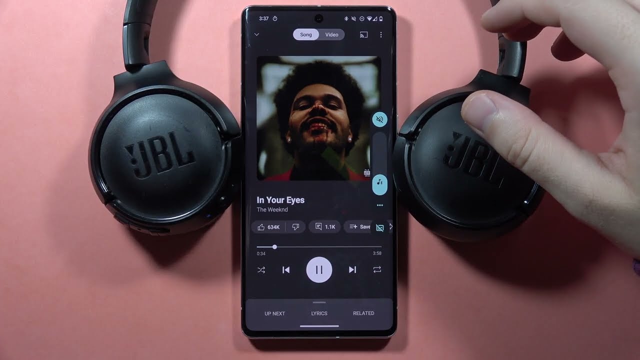 JBL Tune 560BT/570BT: Volume Up/Down 