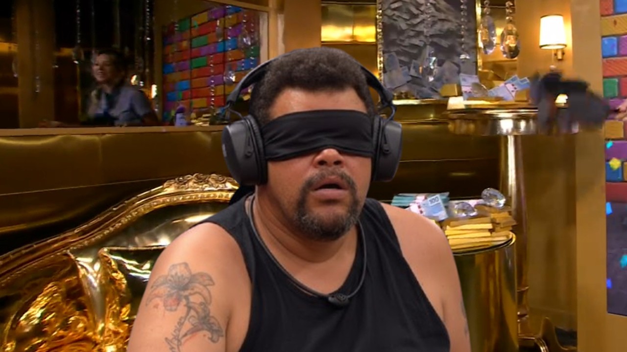AP&Oacute;S AGREDIR GABI BABU EXPULSO DE FONE E VENDA TA EXPUL...
