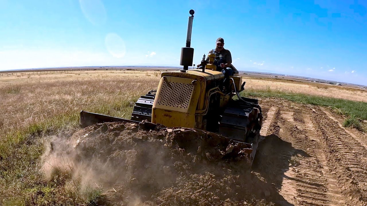 Бульдозер Caterpillar D4 1952 года, работающий на земле и трансмиссии/главной передаче, НЕТ МОЩНО...