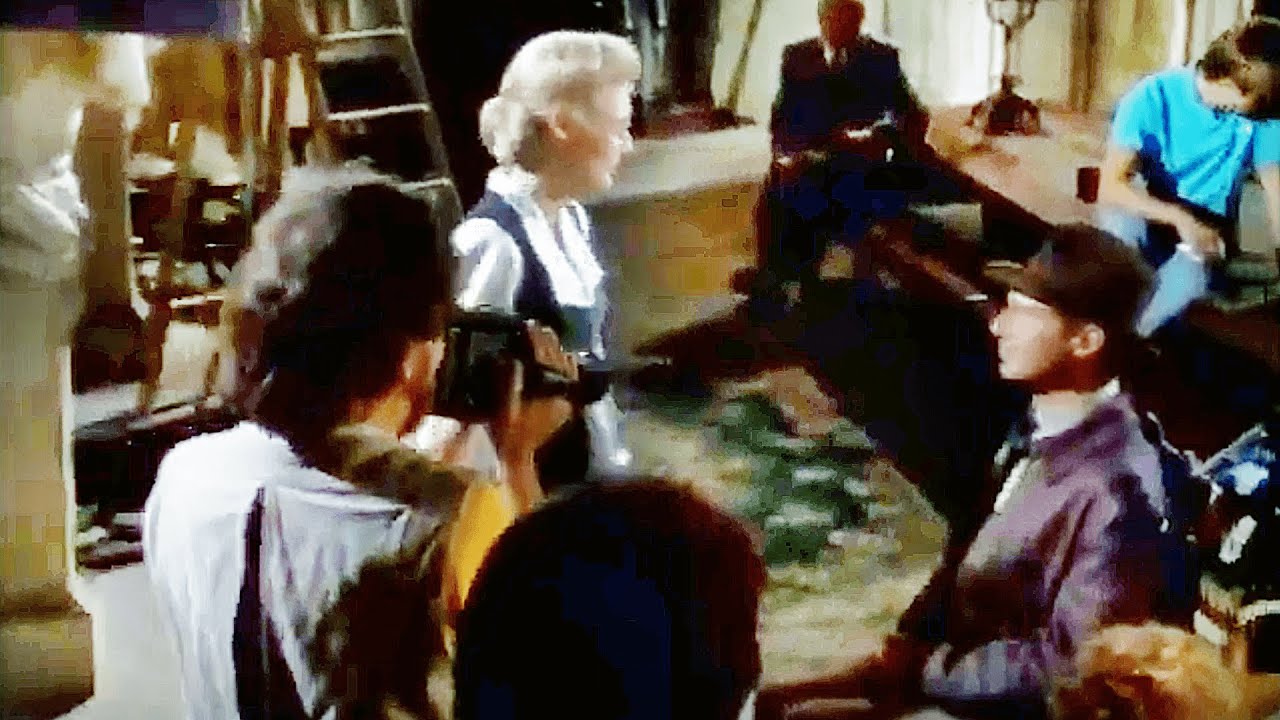INDIANA JONES AND THE LAST CRUSADE Behind The Scenes #3 (1989) Harrison Ford