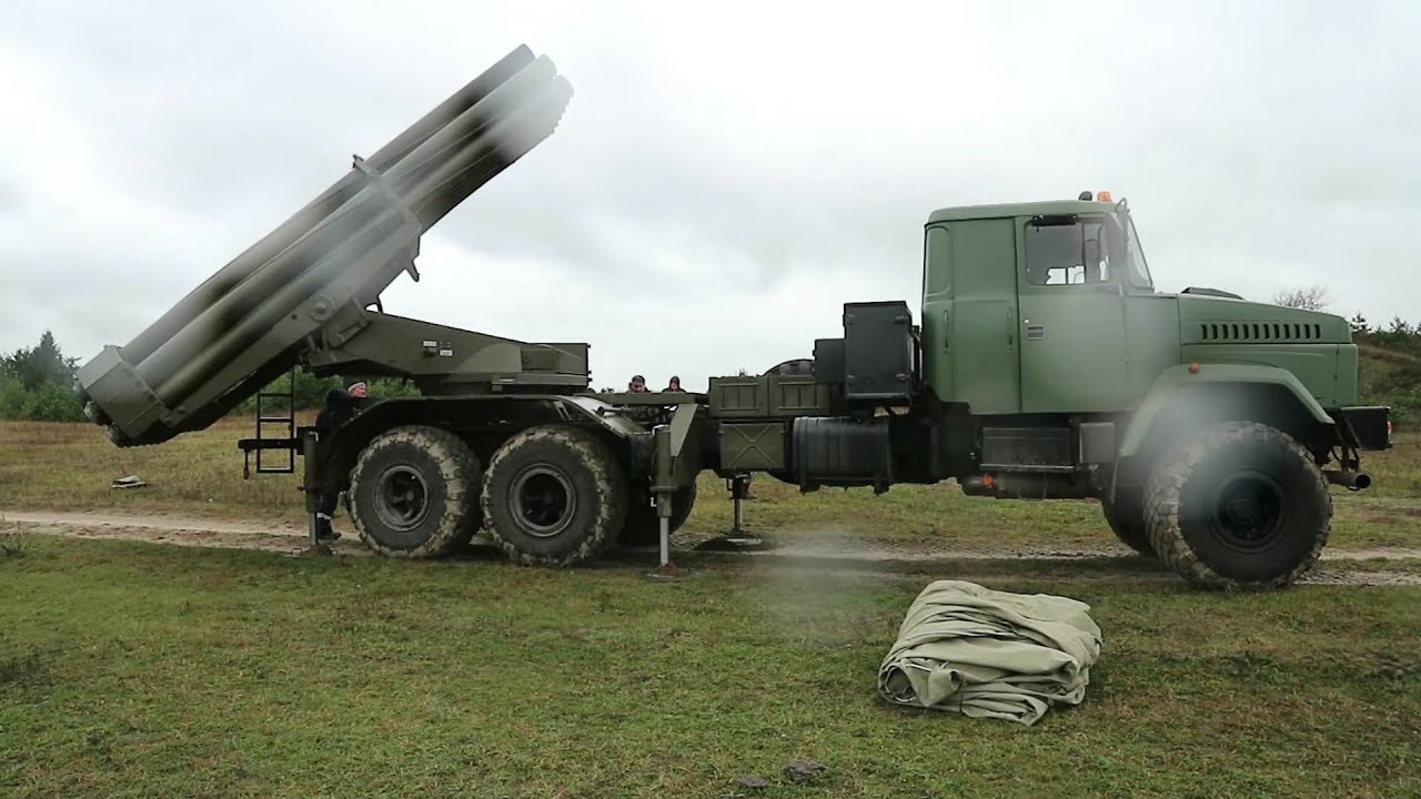 КрАЗ-6322 з реактивною системою залпового вогню &laquo;Ураган&raquo;