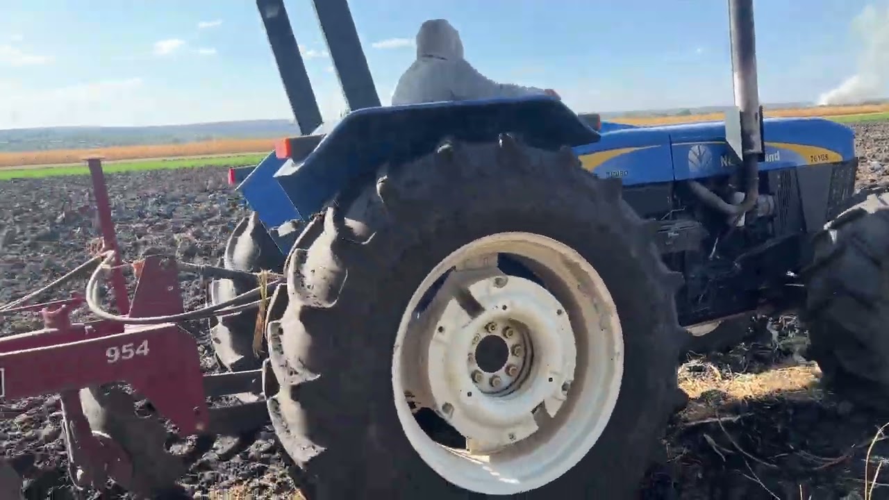 Le cambiamos los discos al arado por unos dentados // arado internacional 954// new holland 7610s