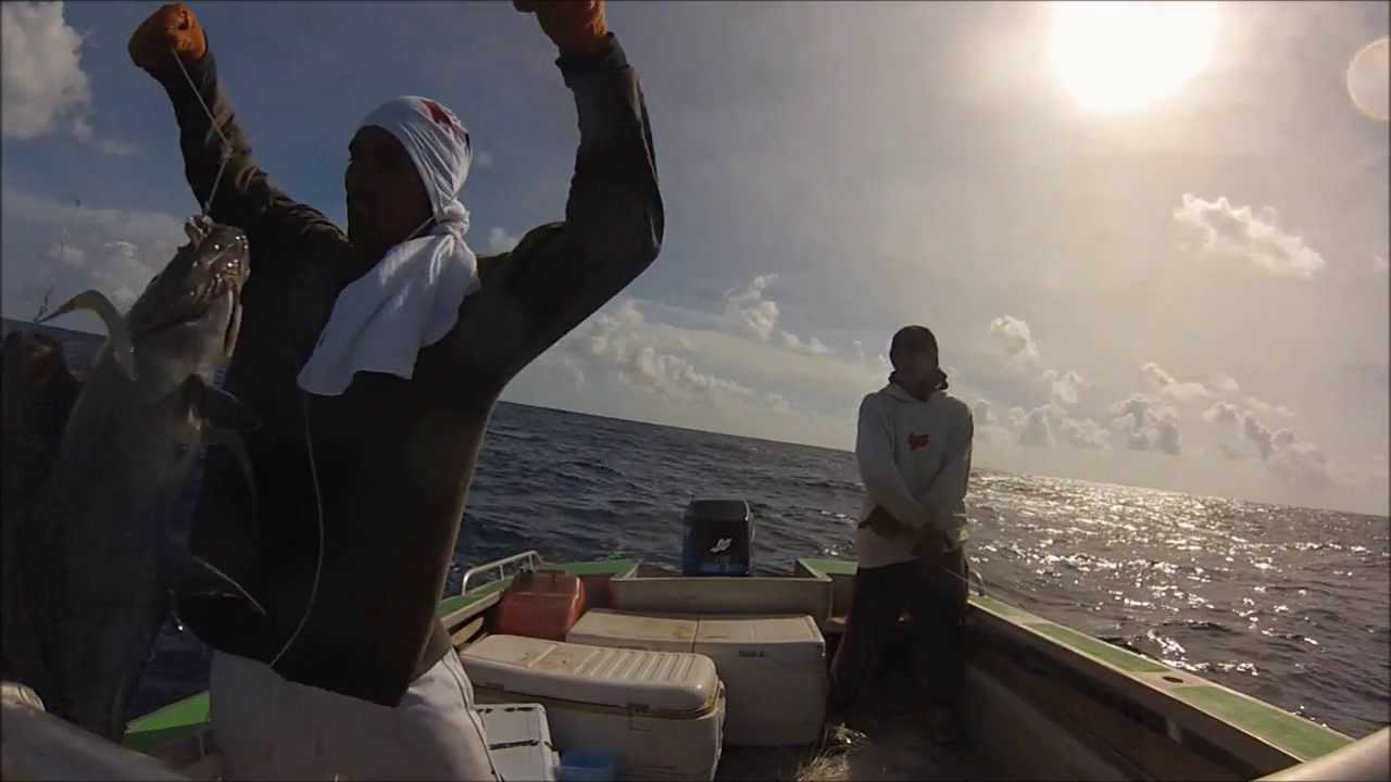 Fatu-Hiva, Meihano hand fishing