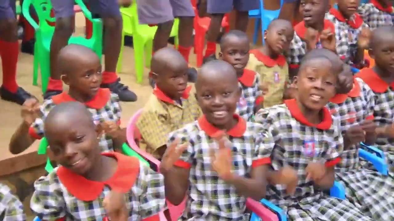 Bubakeeredde | St. Francis Hillside Namilyango: Abazadde