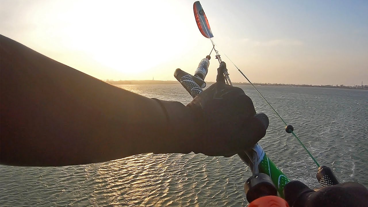 Who said you can't loop a foil kite?