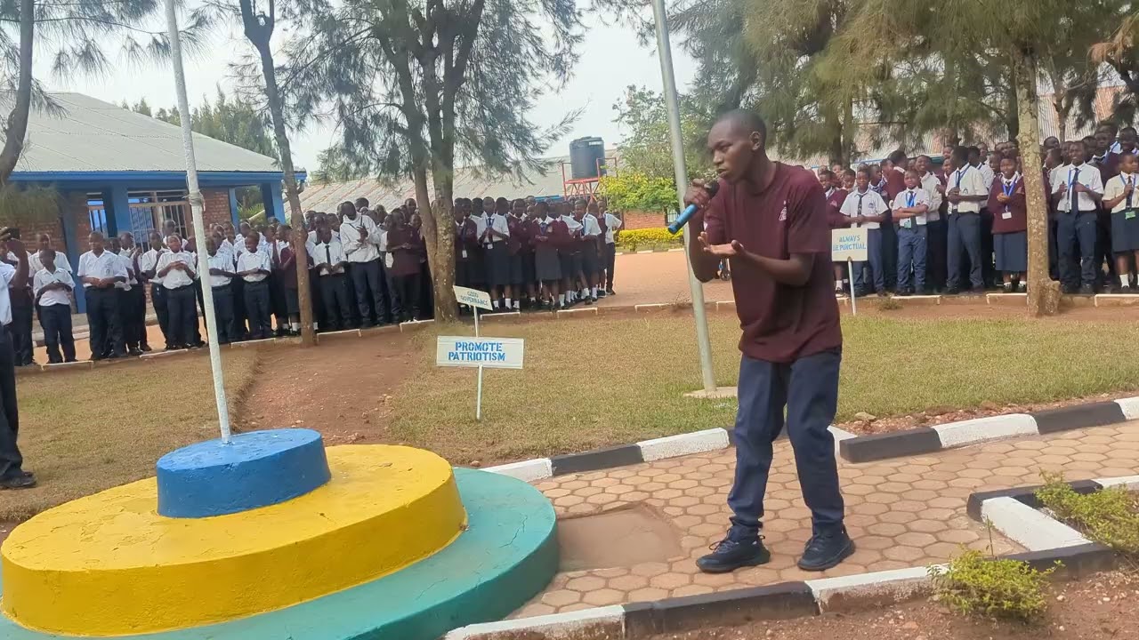 MORNING ASSEMBLY RUSUMO HIGH SCHOOL Umwana ufite impano itangaje.