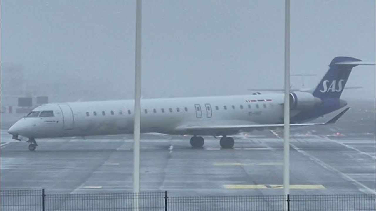 Scandinavian airlines, SK-1798 arriving to Tallinn