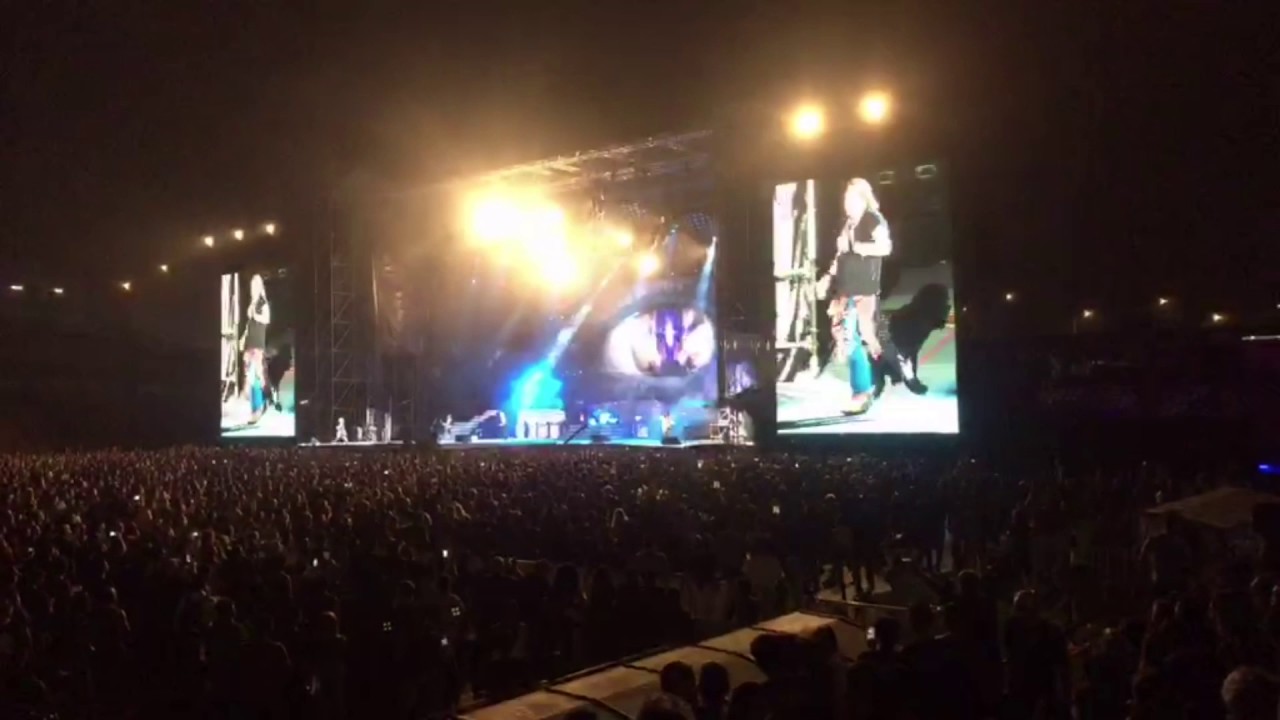 Guns N' Roses Live in Bangkok 28/02/2017
