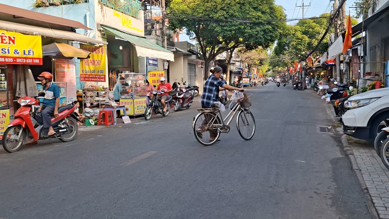Đường Phố Bến Tre Sáng Mùng 03 Tết 2026 #48