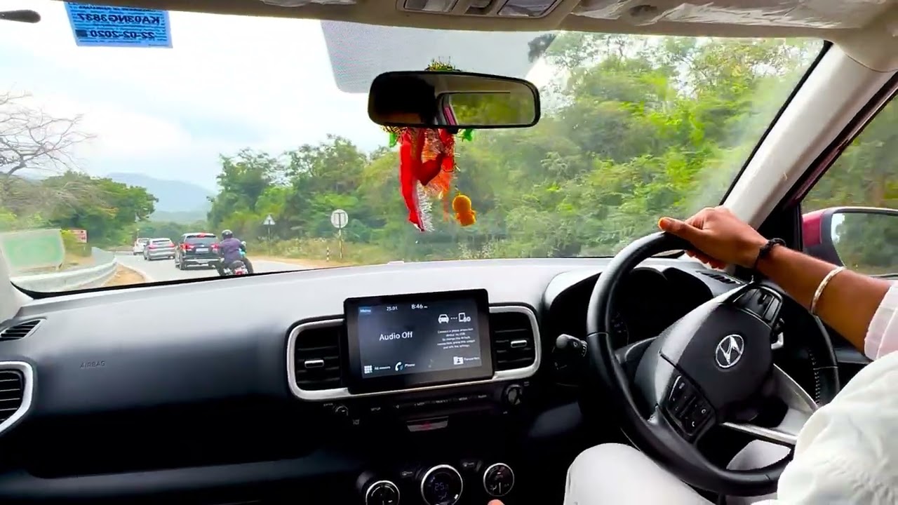 POV Drive l Hyundai Venue 