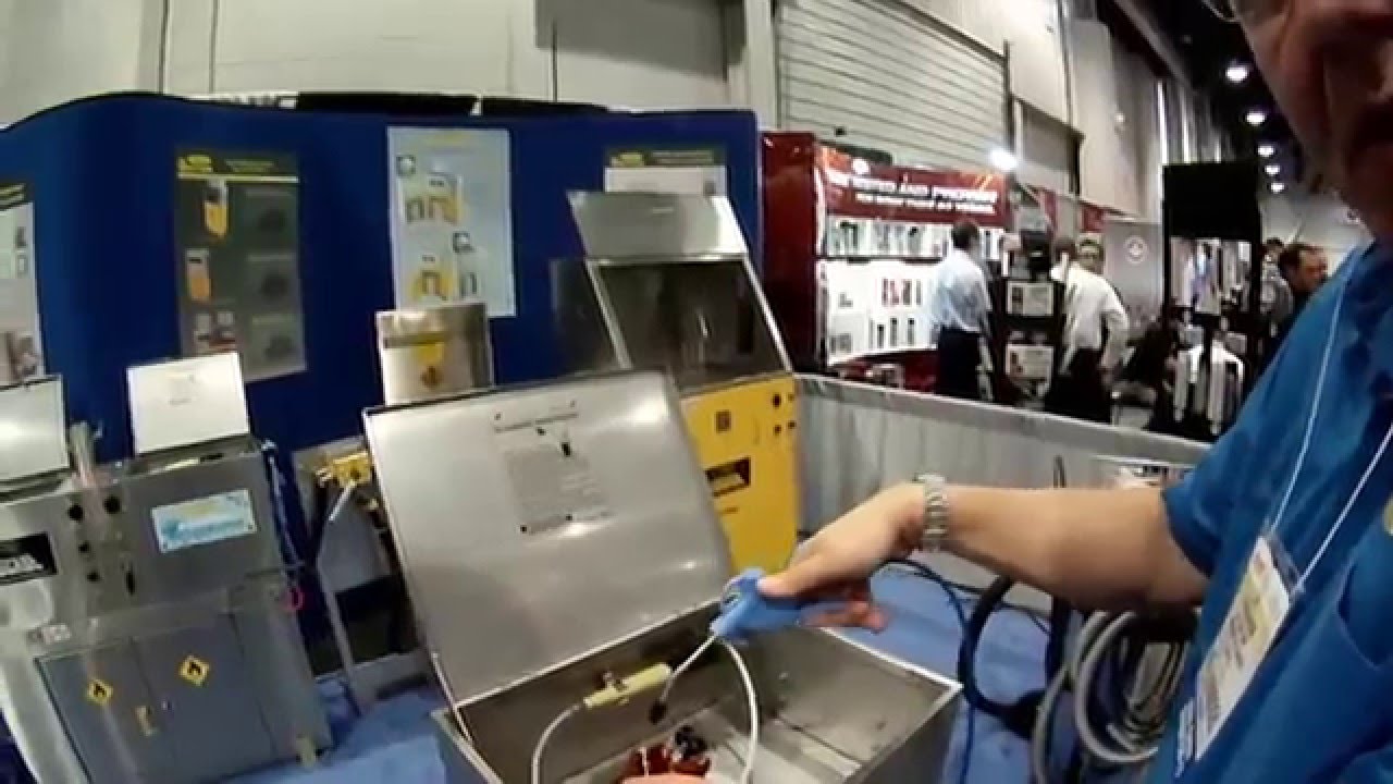 Uni-Ram Um120 Waterborne Spray Gun Cleaner