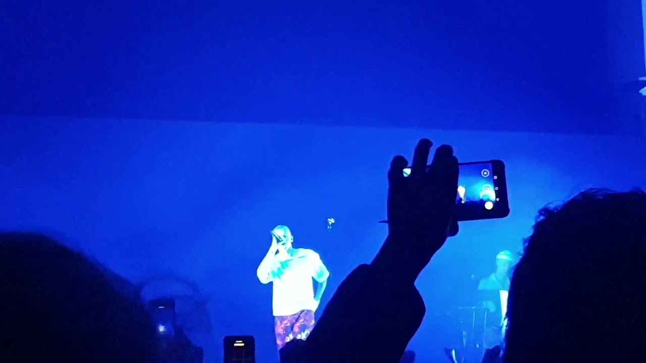 I Like Me Better - Lauv (Live Amsterdam Nov 1, 2019)