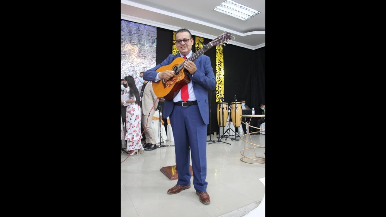 Bolero. LA HORA FINAL d.r.a. cover de Raúl Zurita) canta Stalin Vega