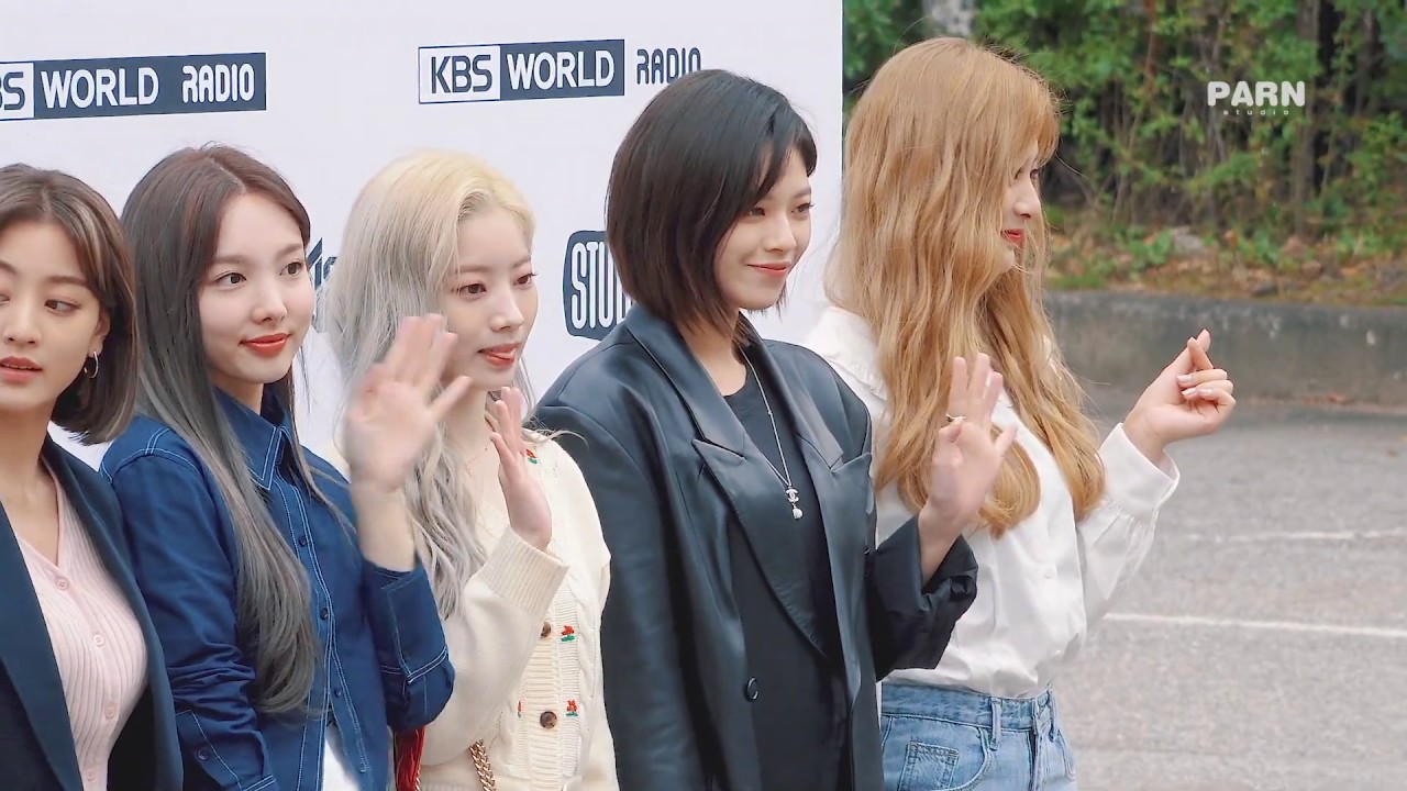 190927 TWICE(트와이스) 뮤뱅(KBS) 출근 Fancam