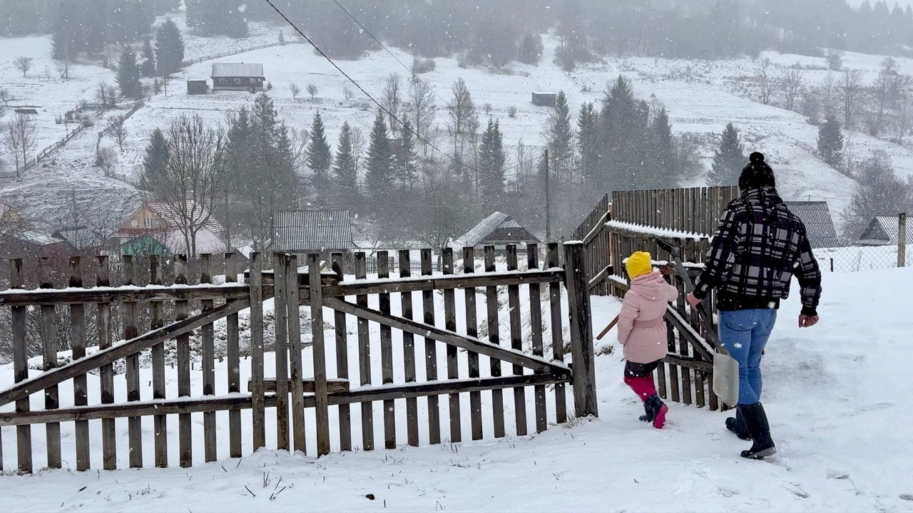 Life in the mountains 🏔️ during a blishid🌪️❄️Kitchen and household care