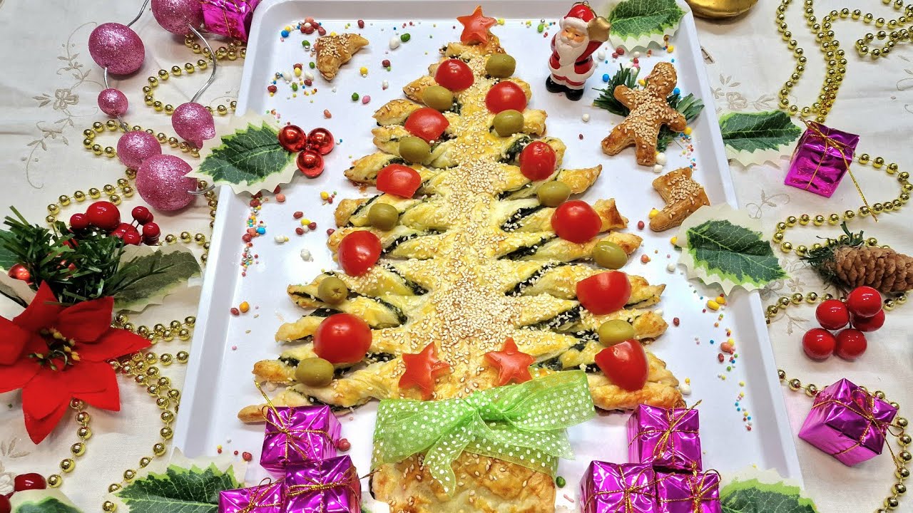 ALBERO DI NATALE DI PASTA SFOGLIA RIPIENA GOLOSISSIMO - ANTIPASTO DI NATALE con PASTA SFOGLIA facile