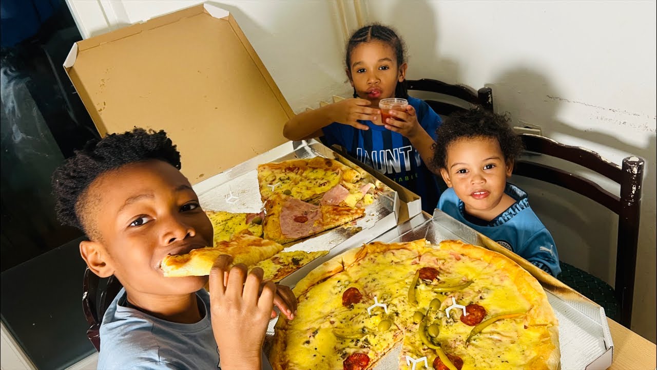 Pizza Party: I was so tired to cook