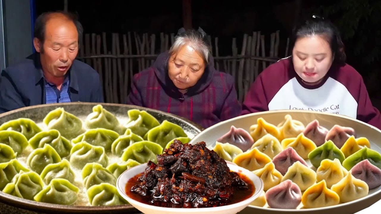 今早把萝卜水灵灵刚从地里拔出来，丹丹拿新鲜萝卜给公婆包萝卜饺子，还有大肉饺子两种口味还符合公婆口味啦！#胖手手丹丹