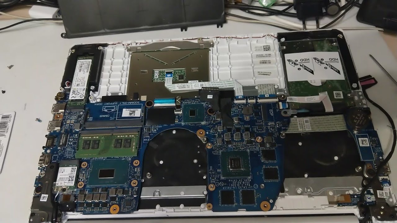 Чистка моего ноутбука Dell G3 15 3579 P75F